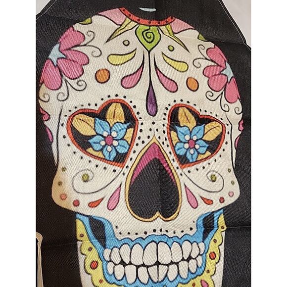 Kitchen Crafting Apron Canvas Over the Neck White Skull Floral Design - Picture 6 of 6